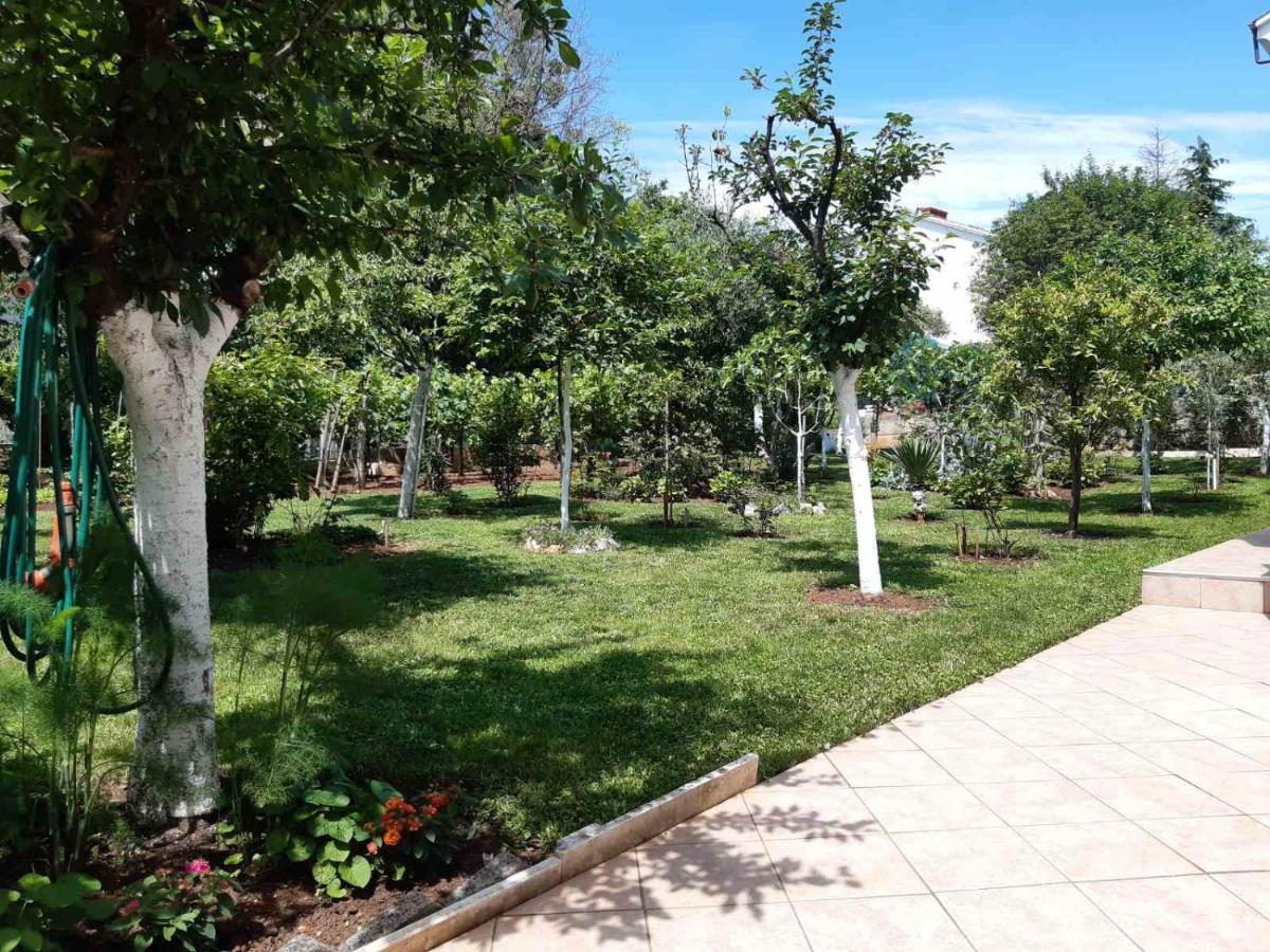 מאלינסקה Apartments Klic מראה חיצוני תמונה
