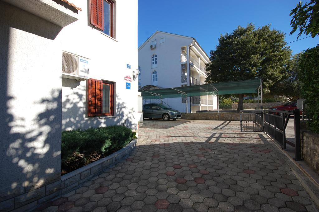 מאלינסקה Apartments Klic מראה חיצוני תמונה